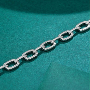 AMBER JEWELS T-90 Pulsera Unisex de Plata 925 con Moissanita, Diseño de Cruz, Corte Brillante, Engaste de Garra, Estilo Hiphop GRA - Product Image 3