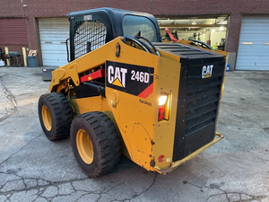 Cargadora Compacta de Dos Velocidades 246D 2022 con Cabina Cerrada, Alto Rendimiento, Carga Nominal de 200 Toneladas, Motor de 75KW con Caja de Cambios - Product Image 4