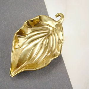 Bol de service en aluminium de haute qualité, design feuille, pour la présentation des aliments en restaurant et la mise en valeur de la table intérieure - Product Image 1