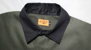 Parka pour homme en gros avec col contrastant, boutons-pression bronze, design personnalisé, parka d'hiver pour homme - Product Image 3