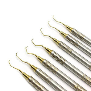 Kit de 5 instruments dentaires manuels en acier inoxydable pour composites, comprenant des grattoirs et des coupeurs double-embout, légers - Product Image 4
