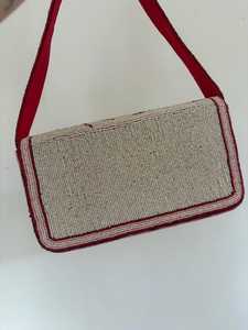 Cuentas de Vidrio Florales Hechas a Mano, Bordado Lavable de Poliéster, Forma Rectangular, Base Blanca con Ribete Verde, Cuentas Rosa Coral, Arte Artesanal - Product Image 3