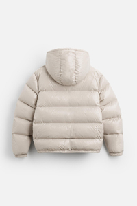 Veste matelassée gris perle avec logo personnalisé, coupe classique, col montant, poches zippées, vêtements d'extérieur d'hiver, vestes en duvet de canard personnalisées - Product Image 2