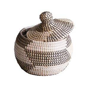 Cesta de Pasto Marino Hecha a Mano, Duradera, Hecha de Pasto Marino Natural para Decoración del Hogar Multiusos, Proveedor al por Mayor, Ligera y Sostenible - Product Image 1