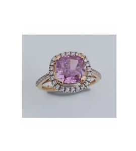 Meilleure bague classique pour femme en or rose 18 carats, sertissage à griffes, surface polie et lisse, style minimaliste, s'adapte parfaitement à toutes les tenues - Product Image 5
