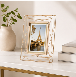Cadre photo en métal de style nordique, cadre photo géométrique doré de luxe pour table, bureau, décoration de la maison, fournitures en gros - Product Image 6