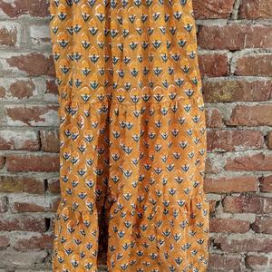 เดรสพิมพ์ลายบล็อกมือแบบฮิตขายดีปี 2026 คอเหลี่ยม แขนกุด สไตล์อินเดีย ผ้าฝ้ายอินเดีย ชุดยาว ราคาโรงงาน - Product Image 3