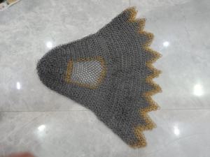 Capa de Malla Metálica Medieval de Acero Suave con Diseño en Zig-Zag y Anillo de Latón, Calidad Premium para Cosplay, Reenactamiento y Época Histórica - Product Image 6