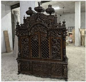 Mandir de Pooja de Madera de Teca Moderna y Elegante con Puertas, Hecho a Mano, Tamaño Personalizado, Recién Llegado a California - Product Image 2