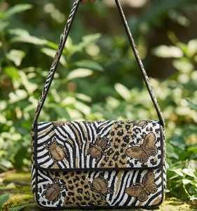 Bolso de Mano de Diseño Premium para Mujer, con Intrincados Adornos de Cuentas y Artesanía Refinada, Ideal para Fiestas - Product Image 5