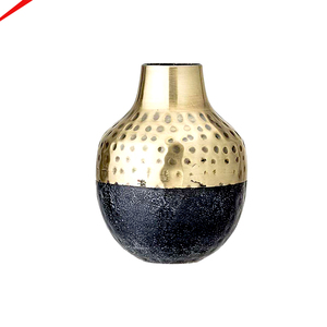 Top Selling Black and Golden Decorative Flower Pot <b>Unique</b> Style Side Table Ware Flower <b>Vase</b> - Product Image 1
