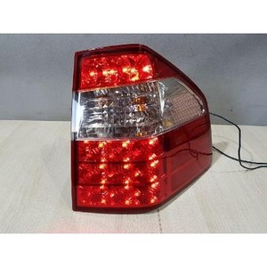Feu arrière droit LED d'origine Mohave 2008-2016 d'occasion 924022J101 - Product Image 2
