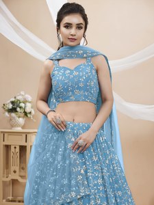 Lehenga Choli en Georgette Brodé Bleu Ciel Semi-Couturié, Tenue Indienne avec Dupatta, pour Mariage et Cérémonie Sangeet - Product Image 3