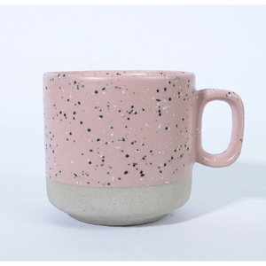 แก้วกาแฟเซรามิกเคลือบลายจุดพร้อมหูจับ สำหรับโรงแรม คาเฟ่ ร้านอาหาร - Product Image 4
