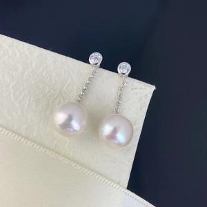 Boucles d'oreilles en argent S925 avec perles d'eau douce pour femmes, perles rondes simples et brillantes, accessoires en perles naturelles, design de bijoux de niche - Product Image 1