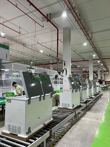 Congélateur coffre Kangaroo fabriqué au Vietnam, 1 porte, capacités 90L/140L/286L/375L, dégivrage manuel, porte pliante, pour usage domestique et commercial - Product Image 4