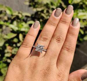 Bague de fiançailles et de mariage Kushi Diamond Designer, taille princesse, pavée de diamants, en argent sterling certifié IGI, luxe premium - Product Image 5