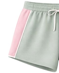 Pantalones Cortos de Salón para Mujer en Verde Salvia y Rosa, Cintura Elástica con Cordón, Algodón Suave y Poliéster, Ropa de Dormir Informal, Pantalones Cortos Cómodos de Verano para Relajarse - Product Image 3