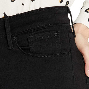 Diseña tus propios pantalones vaqueros de cintura media, rectos, cómodos, transpirables, informales, de talla grande para mujer, en color liso. - Product Image 5