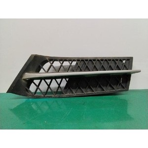 Feux antibrouillard gauche d'origine pour BMW Série 5 F07, F10, F11 2009-2013, référence 7200735 - Product Image 1