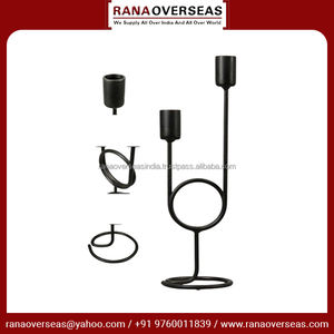 Portavelas de metal hecho a mano vintage, diseño único para eventos en casa y centros de mesa en varios tamaños y estilos - Product Image 4