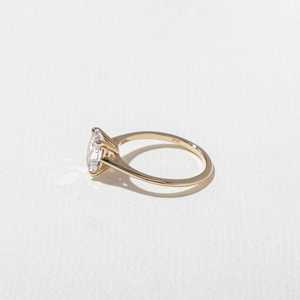 แหวนหมั้นเพชรทรงรี 1.58 กะรัต ทอง 14K แบบสั่งทำพิเศษ เพชรเลี้ยงในห้องปฏิบัติการ ระยิบระยับ ดีไซน์เรียบหรู ราคาโรงงานขายส่ง B2B - Product Image 6