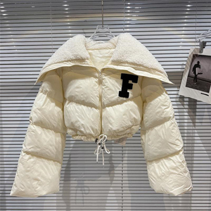 Manteau d'hiver matelassé pour femme 2022, en fausse fourrure, coupe courte, grande taille, style bomber, doudoune - Product Image 3