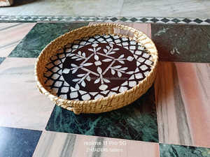 Juego de bandeja de servicio de ratán redonda de diseñador asequible con Incrustaciones de nácar de lujo hechas a mano para una decoración de mesa elegante para el hogar - Product Image 5