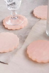 Sous-verres en résine géométriques, sous-verres en résine de luxe, sous-verres en résine haut de gamme, sous-verres en résine design, sous-verres en résine modernes - Product Image 4