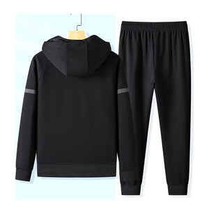 Servicios OEM, Trajes Deportivos para Hombre, Diseño y Logotipo Personalizados, Trajes Deportivos 100% Poliéster, Precio Económico - Product Image 5