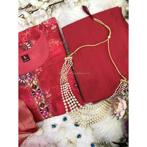 Conjunto Kurta recto estampado floral rojo para mujer - Product Image 4