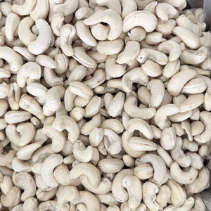 Ventes chaudes : Noix de cajou du Vietnam de haute qualité, brutes, grade SP, en vrac, service OEM/ODM, marque SANTIGO - Product Image 1