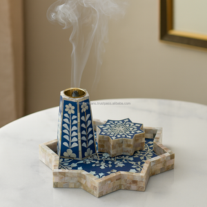 Quemador de Incienso de Lujo Hecho a Mano con Incrustaciones de Madreperla Azul y Revestimiento de Latón, Decoración Árabe para Regalo de Ramadán y Eid - Product Image 1