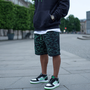 Pantalones Cortos Deportivos de Forro Polar Pesado con Pedrería para Hombre, Ideales para Correr al Aire Libre y Estilo Urbano de Invierno - Product Image 3