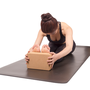 Blocs de yoga en liège naturel recyclé, écologiques, haute densité, semi-circulaires, avec logo personnalisé, en matériau de liège pour l'équilibre - Product Image 5