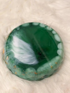 Ensemble de saladiers en résine faits à la main avec texture marbrée et motif tourbillon aquatique, utilisés à la maison, à l'hôtel et au restaurant - Product Image 3