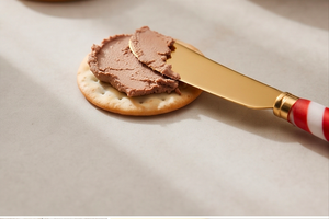 Ensemble de couverts de Noël festifs en acier inoxydable avec manches en résine pour banquets, restaurants, maisons et traiteurs, faits à la main - Product Image 6