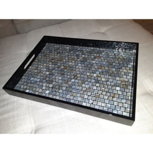 Juego de 2 bandejas de servir lacadas con incrustaciones de nácar para almacenamiento y exhibición de café, pan, alimentos y frutas, de Vietnam. - Product Image 4