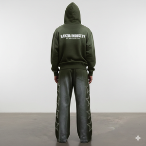 Ensemble sweat à capuche zippé intégral et pantalon de survêtement Ranzia personnalisé grande taille, éco-responsable, avec strass et broderie effet vieilli - Product Image 5