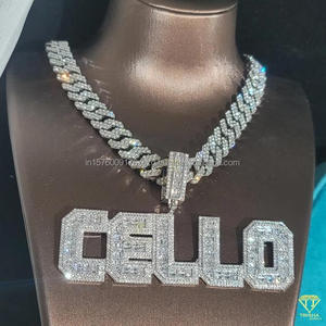 จี้เพชรโมอิสซาไนต์ฮิปฮอป "CELLO" พร้อมสร้อยคอแบบ Cuban Link ชุบทองคำขาว สำหรับผู้ชาย - Product Image 4