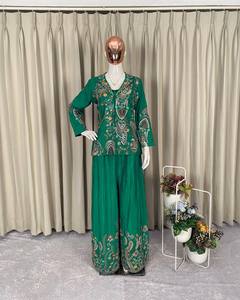 Ensemble festif élégant 3 pièces : Koti en chinon brodé de sequins avec palazzo et chemisier assortis - Product Image 2