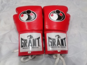 Guantes de Boxeo de Cuero Vacuno Impermeables para Adultos, Más Vendidos, para Entrenamiento de Muay Thai y Sparring, con Acolchado Grueso y Protección para las Manos - Product Image 2