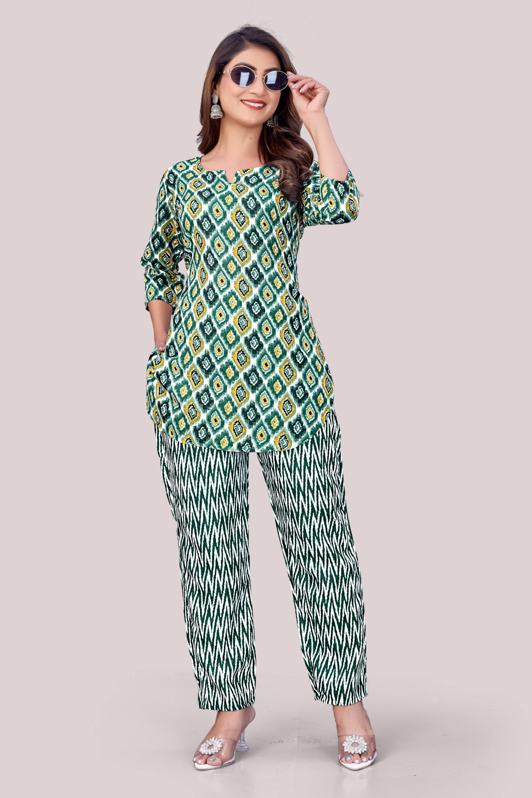 สีเขียว