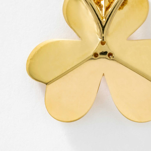 Elegante Collar con Colgante de Flor de Diamante Cultivado en Laboratorio en Oro Amarillo de 14K, Corte Radiante, Claridad VVS, Cierre de Langosta, para Uso Diario o Especial - Product Image 4