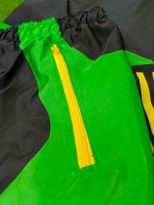 Shorts de sport pour homme à blocs de couleur, motif géométrique, séchage rapide, taille à cordon de serrage, longueur mi-cuisse, tissu polyester - Product Image 5