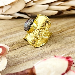 Nouvelle Arrivée Bague Bohème en Agate, Laiton Vintage Plaqué Or 18 carats pour Femme, Bande Texturée Florale, Style Statement, Vente en Gros/OEM/ODM - Product Image 6