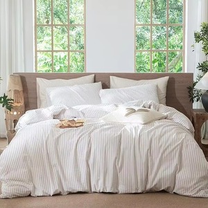 Ensemble de literie tissé blanc 4 pièces, couette et taies d'oreiller unies, linge de lit doux pour la maison - Product Image 6