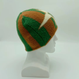 Bonnet en mohair personnalisé OEM avec votre propre logo, motif jacquard Y2K, chaud, fourré et duveteux, idéal pour l'hiver - Product Image 5