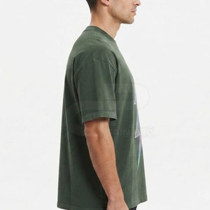 Camiseta Moderna con Estampado Reflectante para Hombre, Cuello Redondo, Algodón Suave, Diseño Reflectante, Ropa Casual Urbana, Ajuste Cómodo - Product Image 5