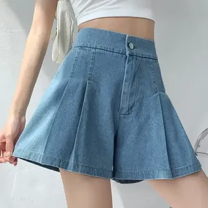 Short en jean bleu clair taille haute avec design plissé, coupe ample, style décontracté d'été - Product Image 2